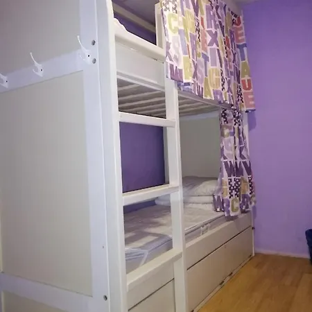Hostel Dom *